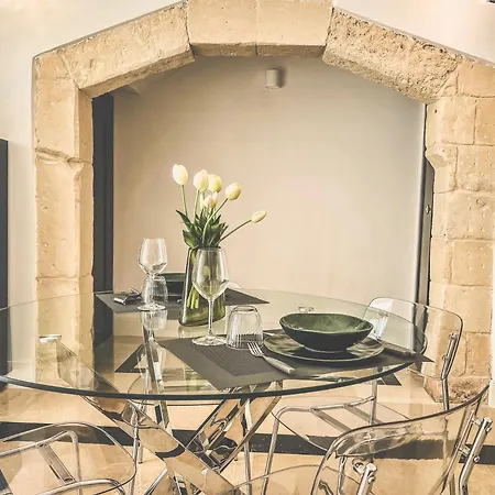Palazzo Epulione Apartment