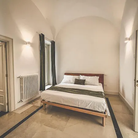 Palazzo Epulione * レッチェ